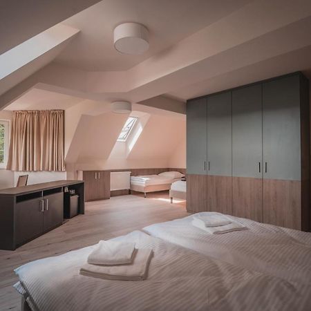Wellness Penzion Smerdzonka - Kupele Pieniny เจร์เวนี คลาชตอร์ ภายนอก รูปภาพ