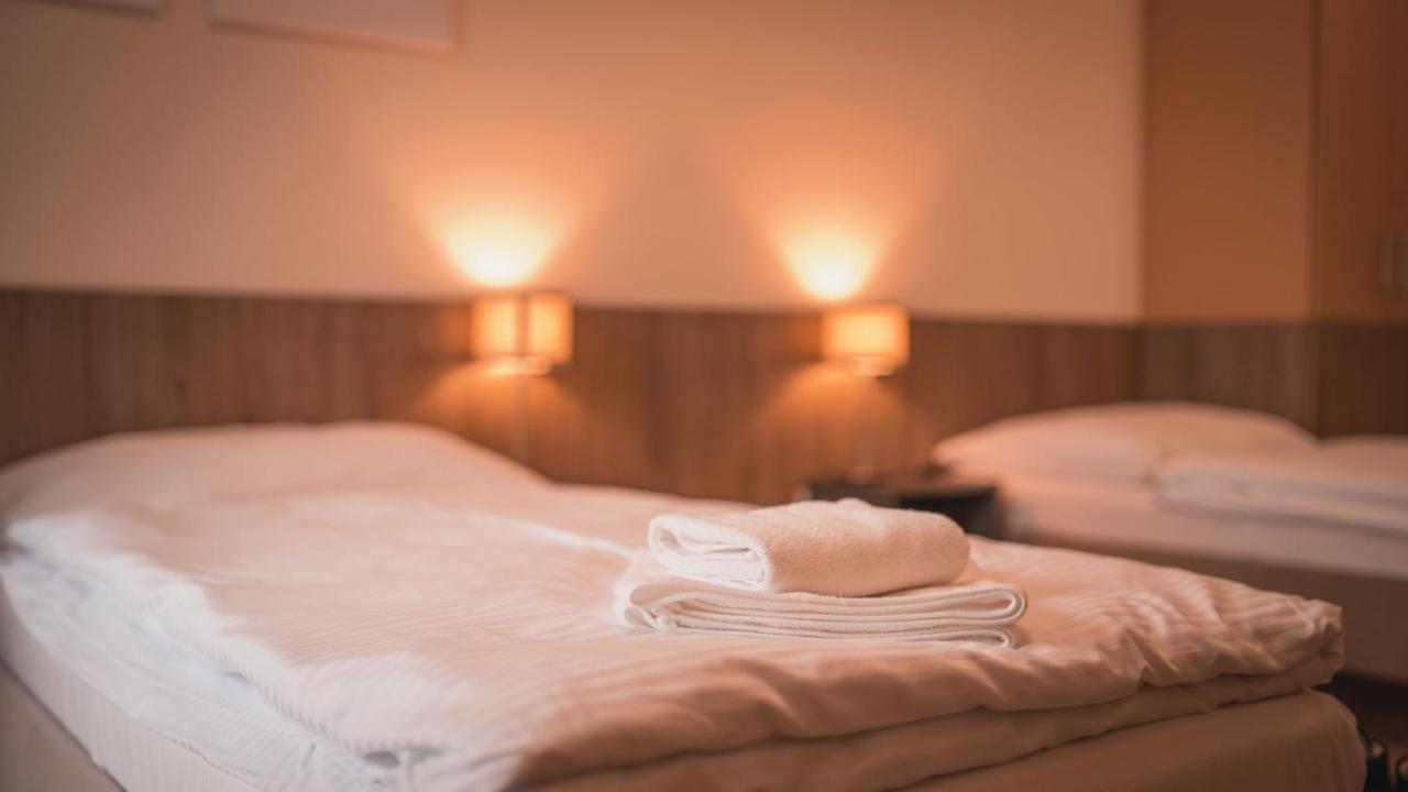 Wellness Penzion Smerdzonka - Kupele Pieniny เจร์เวนี คลาชตอร์ ภายนอก รูปภาพ